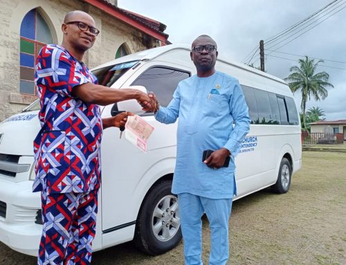 IBENO: ETTEH DONATES BUS TO QUA IBOE CHURCH, FETES PHYSICALLY CHALLENGED PERSONS